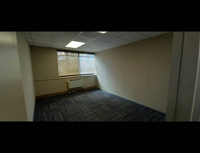 433M² OFFICE TO LET IN WOODMEAD